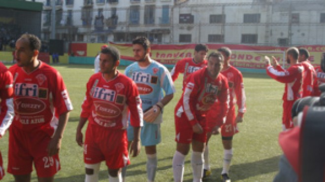 مولودية‭ ‬وهران‭ ‬تواصل‭ ‬تحضيراتها‮.. ‬ودورة‭ ‬ودية‭ ‬في‭ ‬البرنامج‭ ‬