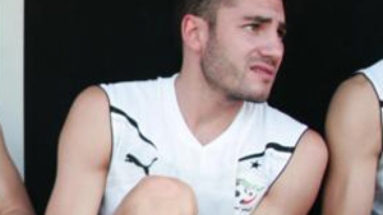 أطباء  ” أسبيتار ”  ومتخصص  في  الأغذية  ومحضر  بدني  رفقة  ” الخضر “