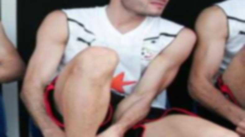 مغني يقرر الخلود للراحة والتفرغ لعلاج إصابته تحسبا للمونديال