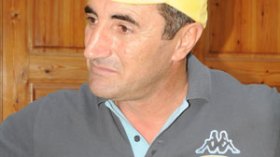 مناد‭.. ‬لا‭ ‬أفهم‭ ‬كيف‭ ‬يستدعي‭ ‬سعدان‭ ‬4‭ ‬حراس‭ ‬ويعتمد‭ ‬على‭ ‬واحد