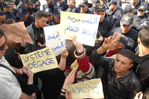 Security cervices break up CNCD protest