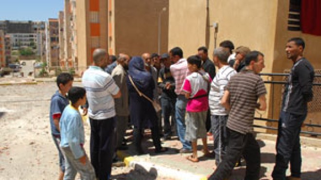 فيديو لأعمال شغب واشتباكات بين السكان المرحلين إلى تيقصراين