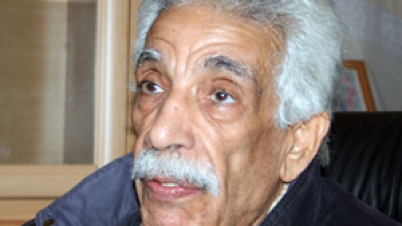 بن ڤطاف مكرما و”نجمة” كاتب ياسين في مهرجان دمشق