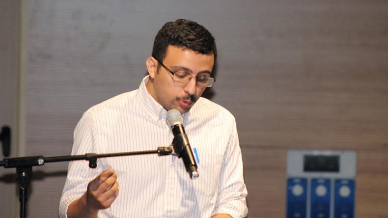 “الشعر العربي يعيش ثورة شبابية وتوجهه إنساني لا سياسي”