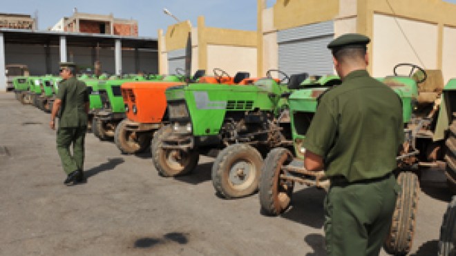 تفكيك أكبر شبكة في تزوير الملفات القاعدية للمركبات بالغرب الجزائري