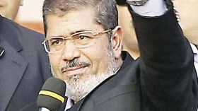 محاكمة الرئيس المصري المعزول محمد مرسي في قضية “أحداث الاتحادية”
