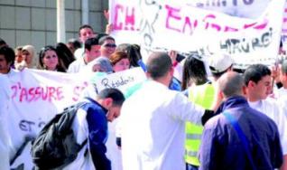 Angry Resident Doctors close Health Ministryâ€™s doors