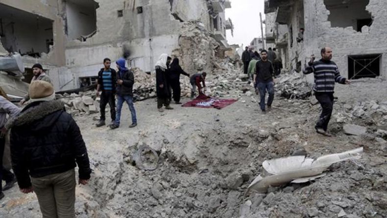 عشرات القتلى المدنيين في غارات روسية على شمال سوريا