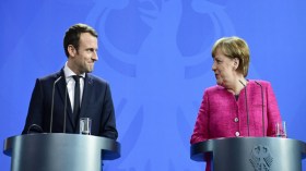 ميركل وماكرون.. نحو خطط لإصلاح الإتحاد الأوروبي