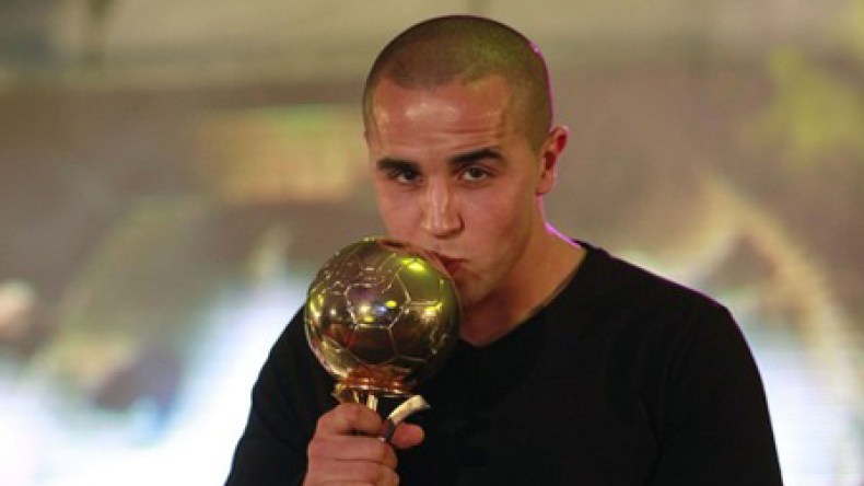 بوقرة يتعافى ويستعد لتسلم شارة القيادة أمام رواندا