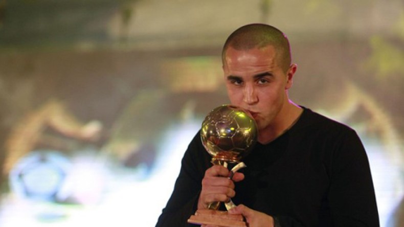 أكبر‭ ‬نجوم‭ ‬الجزائر‭ ‬عبر‭ ‬التاريخ‭ ‬لعبوا‭ ‬ودربوا‭ ‬في‭ ‬الدوحة