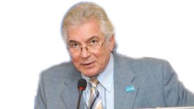 فنان مصري يتهم الجزائر باحتجاز أطفال في تندوف ويدعو لتدخل دولي