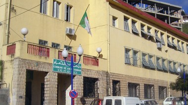 Algeria’s last revolutionary Ait Ahmed will be buried in his native town