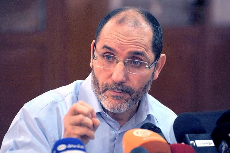 Makri: “Deux camps se disputent le fauteuil d’El Mouradia”