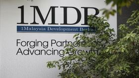 الكشف عن اختلاس مليارات من شركات حكومية ماليزية