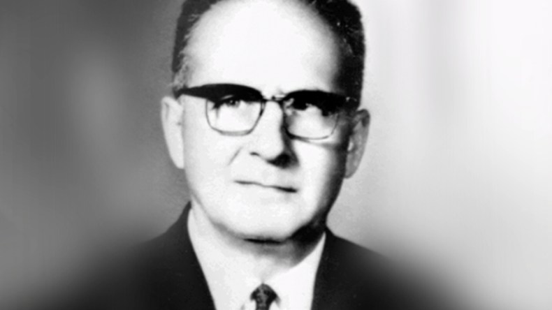 بن نبي مات “خائفا” من الاغتيال.. لا يمتلك بيتا ولا راتبا تقاعديا!