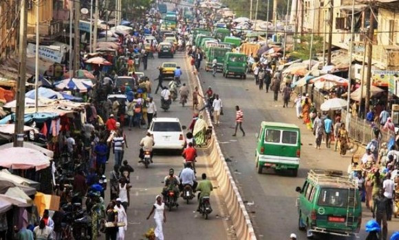 Mali: L’UA lève ses sanctions après une amélioration de la situation dans le pays