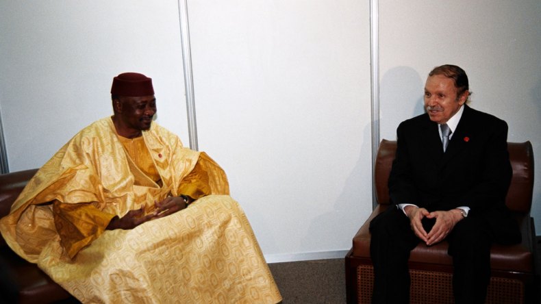 الرئيس المالي يؤكد أن بلاده ليست ناقلا لأموال الفدية لصالح الإرهابيين