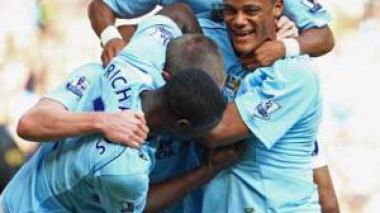 Manchester City 6 Portsmouth 0: Brazilians offer City glimpse of a dazzling new world