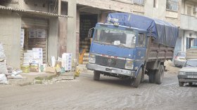 “الشكارة” تهزم البنوك.. والتجّار والفلاحون يرفضون التعامل بالفواتير!