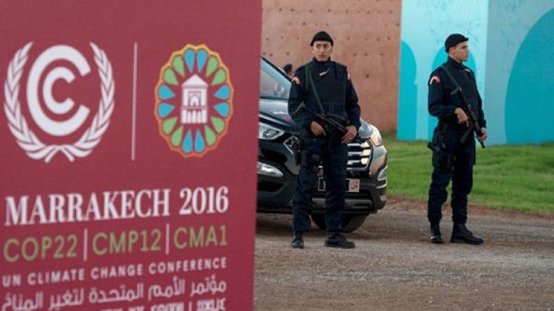 لماذا تم رفع “علم إسرائيل” في قمة المناخ في المغرب؟