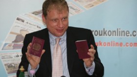 الوضع  في الجزائر جيد والعمليات المعزولة  تحدث  في  كل  العالم