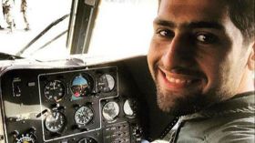 مقتل أول طيار إيراني في سوريا