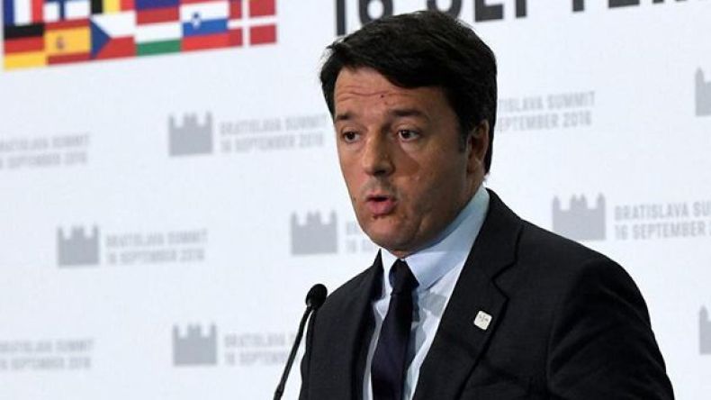 رئيس وزراء إيطاليا يهاجم الإتحاد الأوروبي وميركل