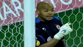 مبولحي بقوة ضدّ ناديه السابق