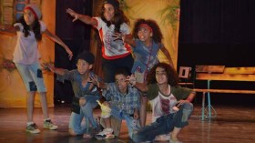 “أولاد الحومة” تفتكّ كبرى جوائز مهرجان خنشلة