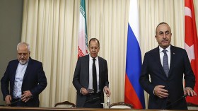 اجتماع روسي إيراني تركي لبحث مستقبل سوريا