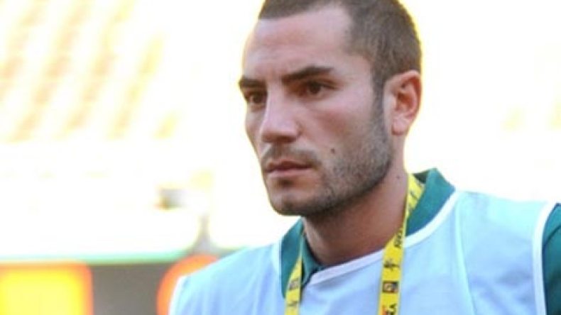 مراد مغني بين البقاء في الخور أو العودة إلى أم صلال