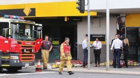 26 جريحاً بعد أن أضرم رجل النار في مصرف أسترالي