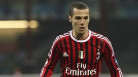 ميلان يعير مصباح إلى تورينو مقابل مليون و250 ألف أورو