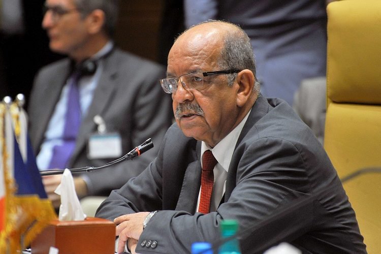 Messahel représente le président Bouteflika au Forum de Davos