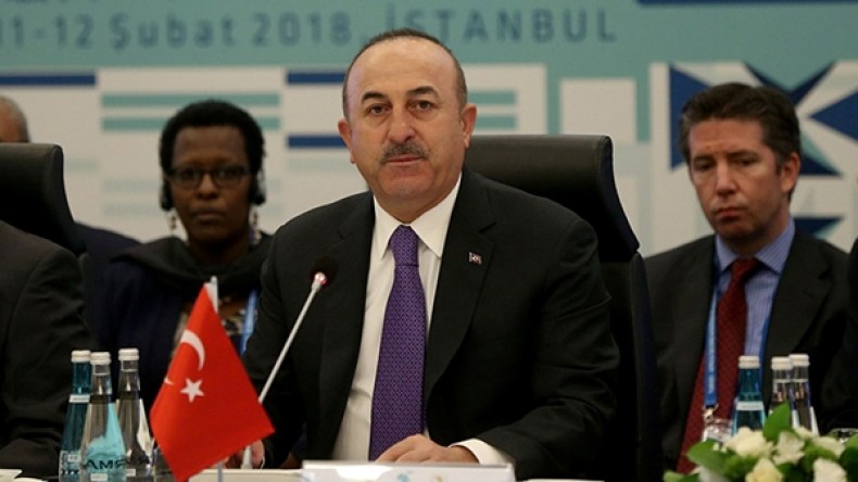 وزير الخارجية التركي يهدد بالقطيعة التامة مع أمريكا