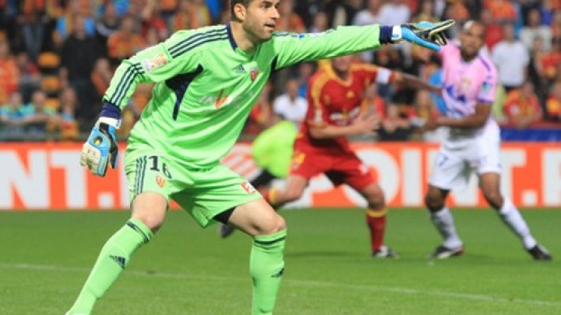 العميد يستغني عن 4 نجوم ورقية