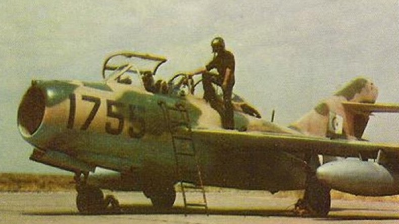 تحطم طائرة عسكرية وهلاك قائدها بأم البواقي