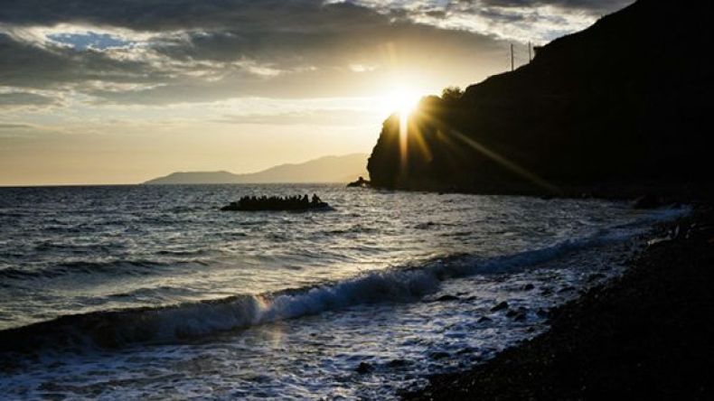 غرق أربعة مهاجرين بينهم طفلان في بحر إيجة