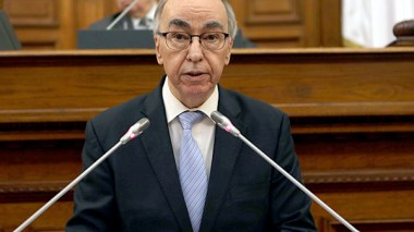 This is how France’s Sanofi smuggled euros from Algeria