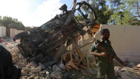 مقتل 19 مدنياً في هجوم على فندق في مقديشو