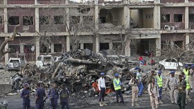 ارتفاع عدد قتلى تفجيري الصومال إلى 300