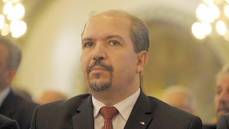أساتذة معهد القراءات بالعاصمة يناشدون محمد عيسى التدخل