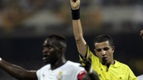 “سأشرف الصافرة الجزائرية في جنوب إفريقيا”