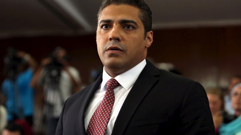 السيسي يعفو عن صحفيين في الجزيرة ومحبوسون في قضايا تظاهر