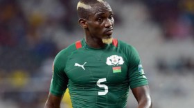 البوركينابي كوفي يغيب عن مباراة الجزائر وبوركينافاسو