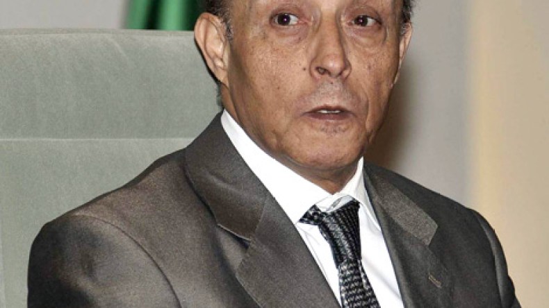 المرض يغيّب ولد خليفة عن افتتاح البرلمان