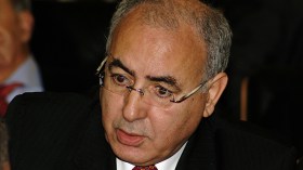 مزيان وإطاراته دفعوا ثمن الصراع بين أجنحة السلطة