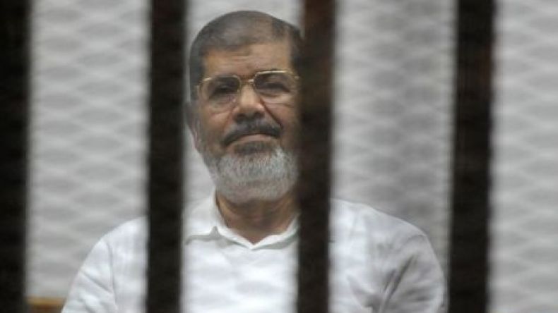 مرسي يكشف لأول مرة عن مكان احتجازه بعد الانقلاب