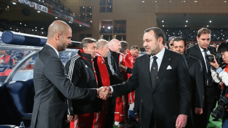 غوارديولا متّهم “بالإساءة” إلى ملك المغرب